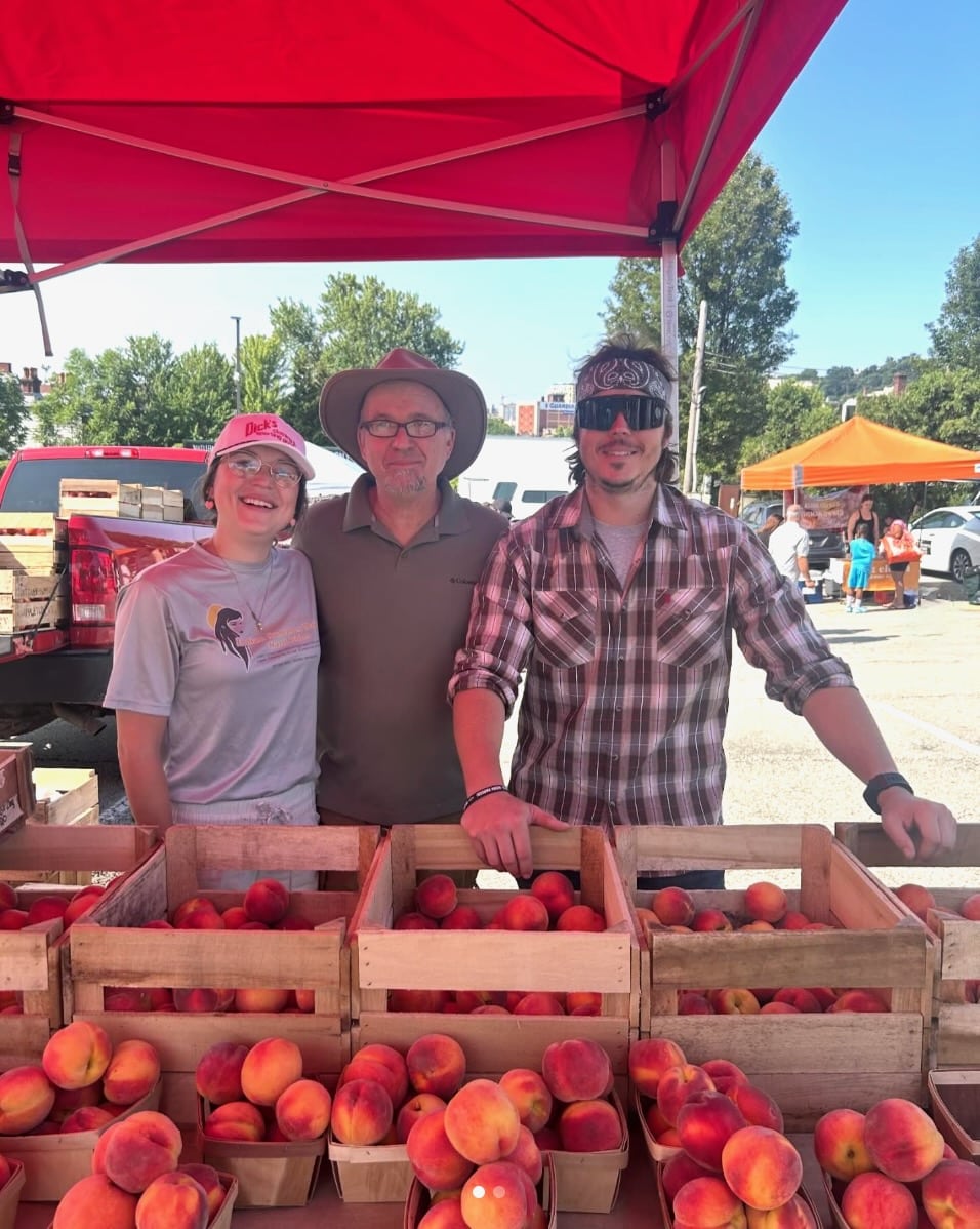 Sturges Orchards selling produce.